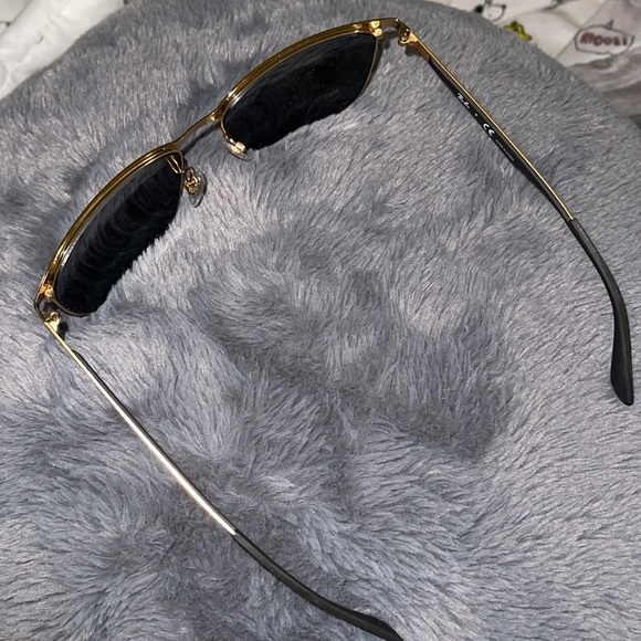 RayBan Women’s sunglasses, never used. - Picture 5 of 6